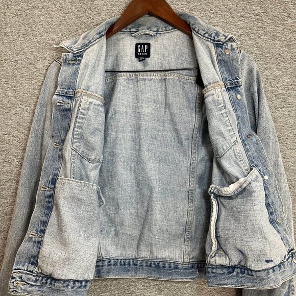 Gap Jean Jacket Womens Size M Blue Light Wash Faded Button Up Pocket Denim - Picture 10 of 15